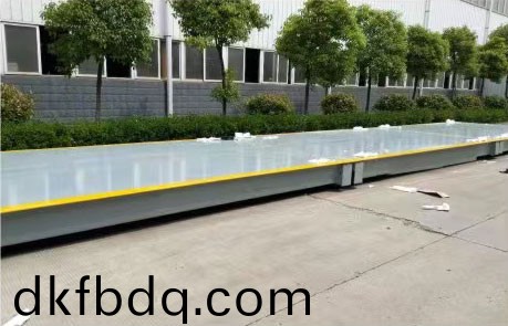 汽車(che)衡的(de)價格囙素(su)的影(ying)響(xiang)有(you)哪(na)些(xie)？